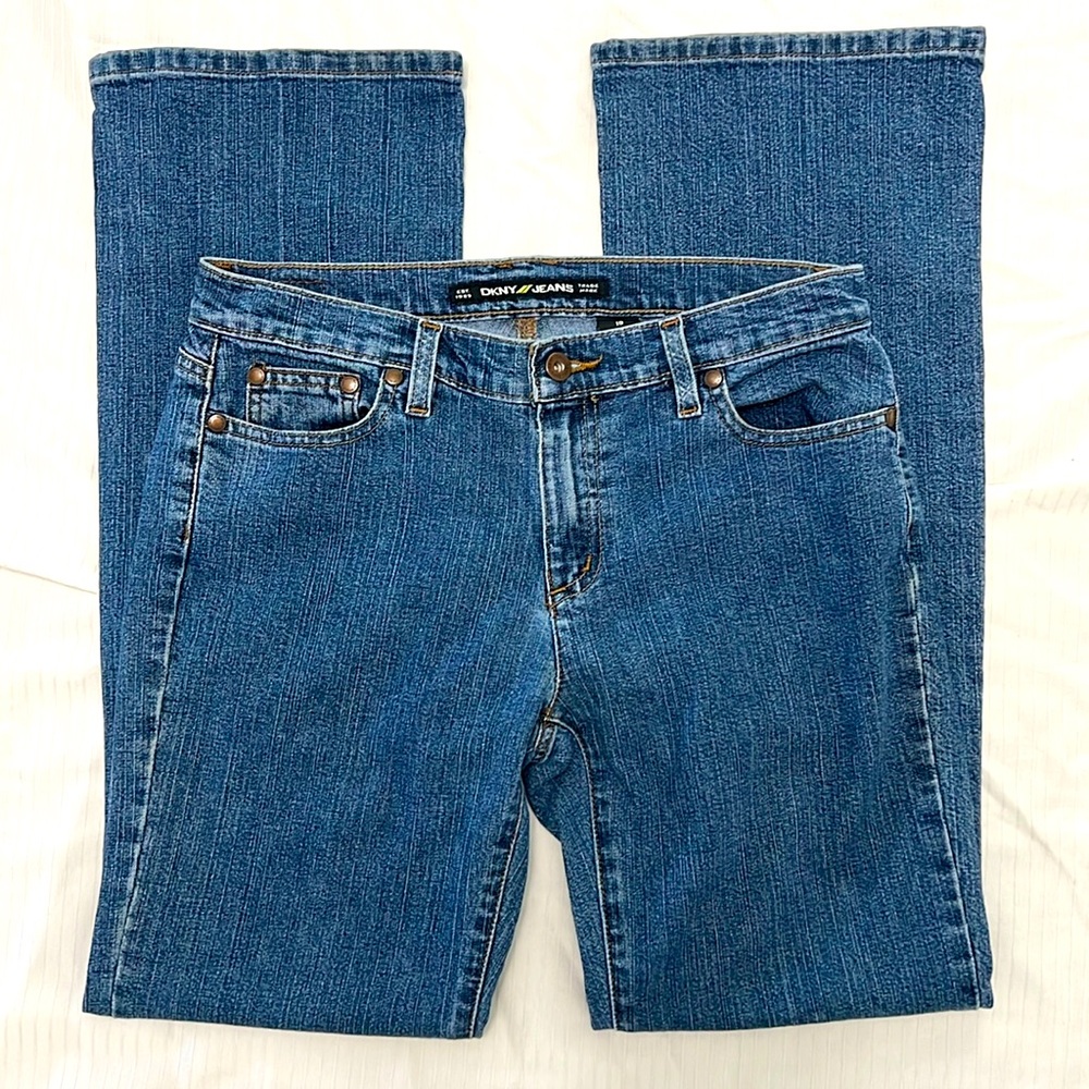 DKNY JEANS